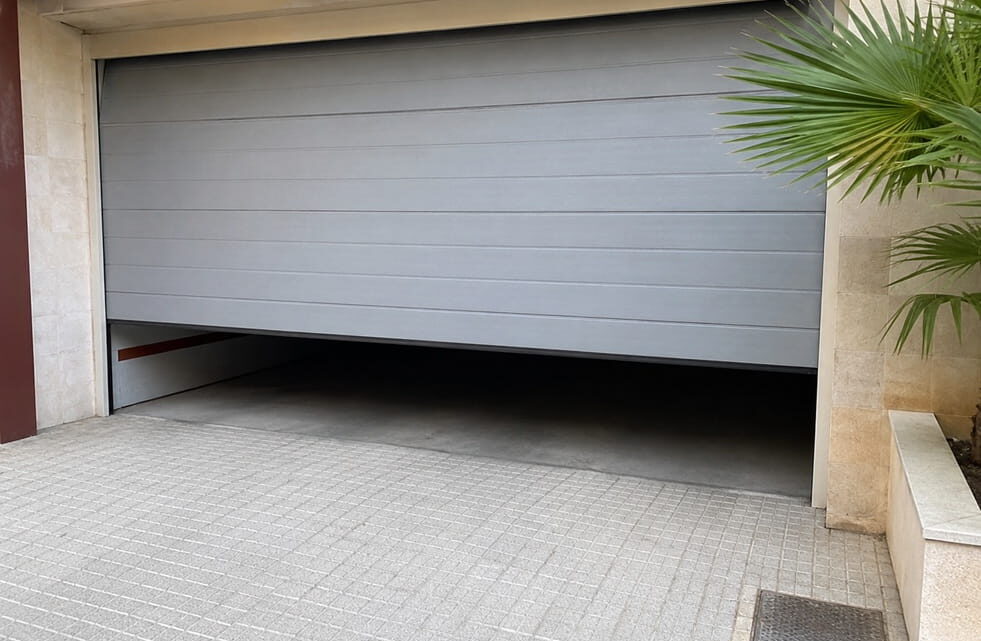 Puertas automáticas de garaje en Guardamar de Segura